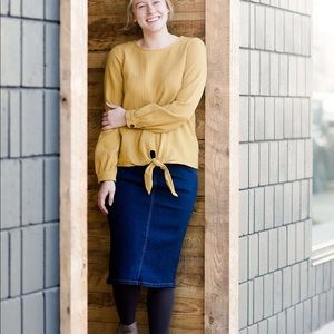Mustard cotton crew neck long sleeve top